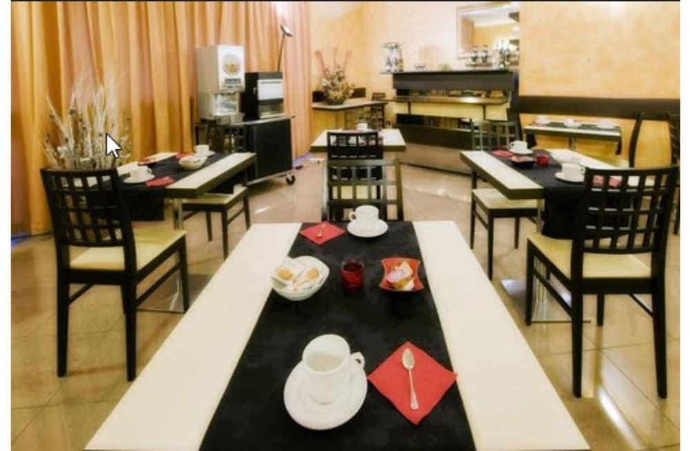 Hotel Bright Рим Экстерьер фото